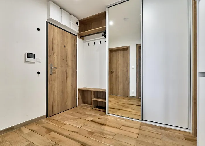 Sunside By Mountain Ways